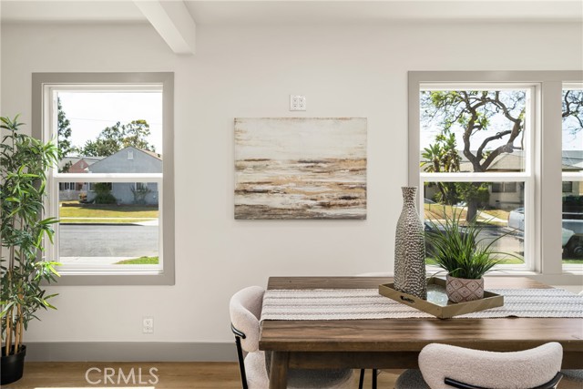 2510 Termino Avenue, Long Beach CA: https://media.crmls.org/medias/edf23e65-3866-4cd1-bd94-1df02598a7e8.jpg
