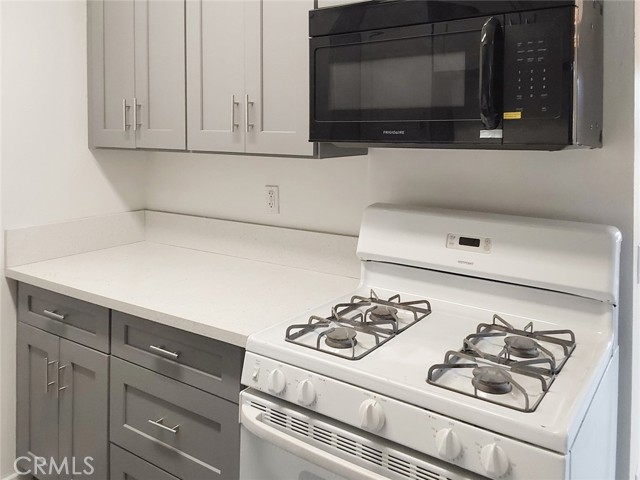 Detail Gallery Image 10 of 29 For 1006 Boynton St #2,  Glendale,  CA 91205 - 2 Beds | 1 Baths