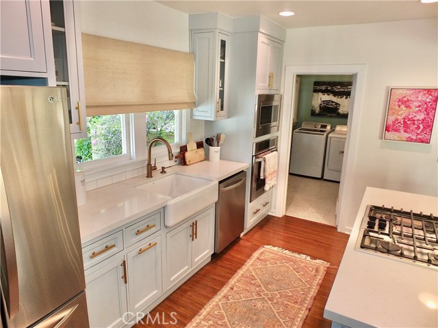 Fully Remodeled Kitchen