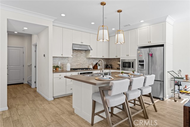 Detail Gallery Image 12 of 42 For 123 Mighty Oak, Irvine,  CA 92602 - 2 Beds | 2/1 Baths