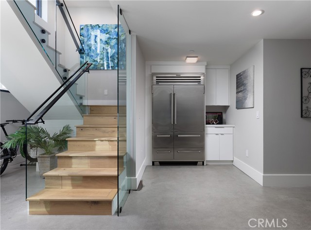 Detail Gallery Image 6 of 35 For 502 W Balboa Blvd, Newport Beach,  CA 92661 - 3 Beds | 3/1 Baths