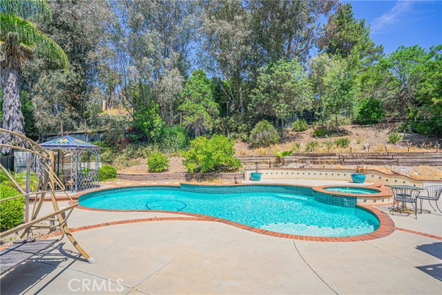39754 Calle Azucar, Murrieta CA: https://media.crmls.org/medias/edf5fed0-8dea-4b3c-afd8-5ca30403f6fd.jpg