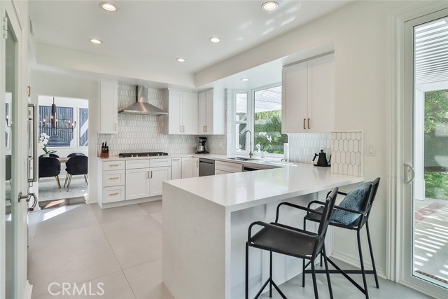2505 Peachwood Place, Westlake Village CA: https://media.crmls.org/medias/edf6af43-71d1-4209-9a31-67f28296a5da.jpg