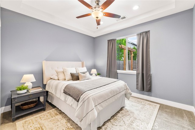 2851 Pin Oak Lane, Chico CA: https://media.crmls.org/medias/edf7a175-6974-47ca-b4fa-74ecaf832267.jpg