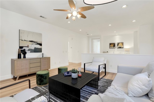 2 Grapevine, Irvine CA: https://media.crmls.org/medias/edf7d857-8661-436a-b374-f03683a9fbba.jpg