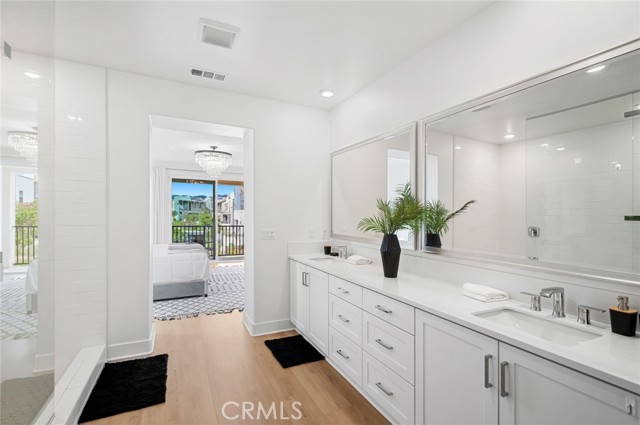 113 Bosal, Irvine CA: https://media.crmls.org/medias/edf80c24-f0e8-4dab-9fae-b22783f07b38.jpg