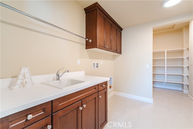 Detail Gallery Image 37 of 54 For 65 Rolling, Irvine,  CA 92620 - 4 Beds | 4/1 Baths