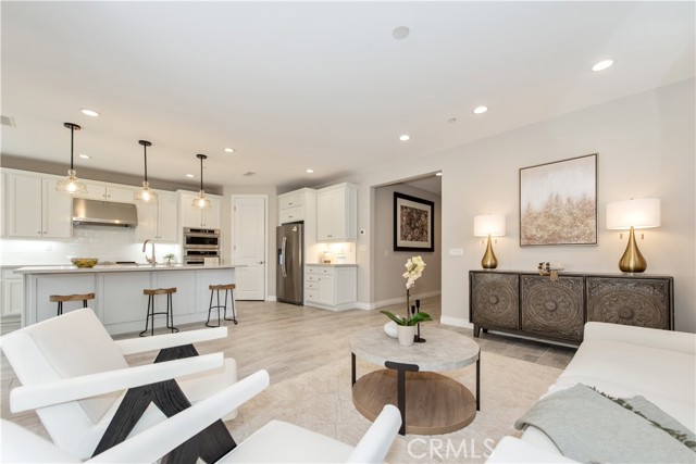 227 Gaspar, Irvine CA: https://media.crmls.org/medias/edf8bbec-467f-481a-84ff-9fce0544c0c6.jpg