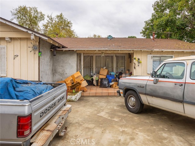 Detail Gallery Image 3 of 32 For 18220 Superior St, Northridge,  CA 91325 - 4 Beds | 2 Baths