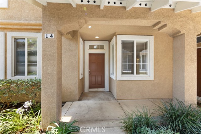 Detail Gallery Image 3 of 33 For 14 Lilac, Irvine,  CA 92618 - 3 Beds | 3 Baths