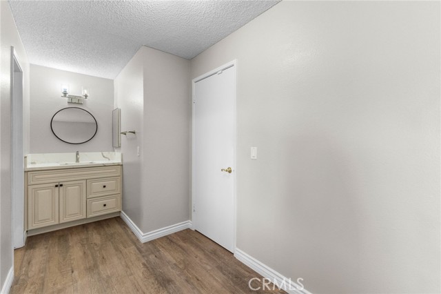 1310 Brentwood Circle, Corona CA: https://media.crmls.org/medias/edf9d0ea-dd76-483d-bd7b-0ce5177ed70c.jpg