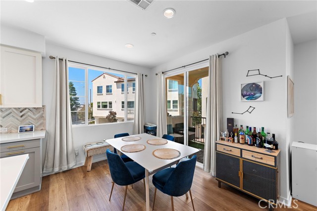 Detail Gallery Image 9 of 25 For 339 Ford Rd, Costa Mesa,  CA 92627 - 2 Beds | 2/1 Baths