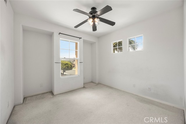1 Country Walk Drive, Aliso Viejo CA: https://media.crmls.org/medias/edfab192-19cb-4415-a48e-a9a6b980dd3b.jpg