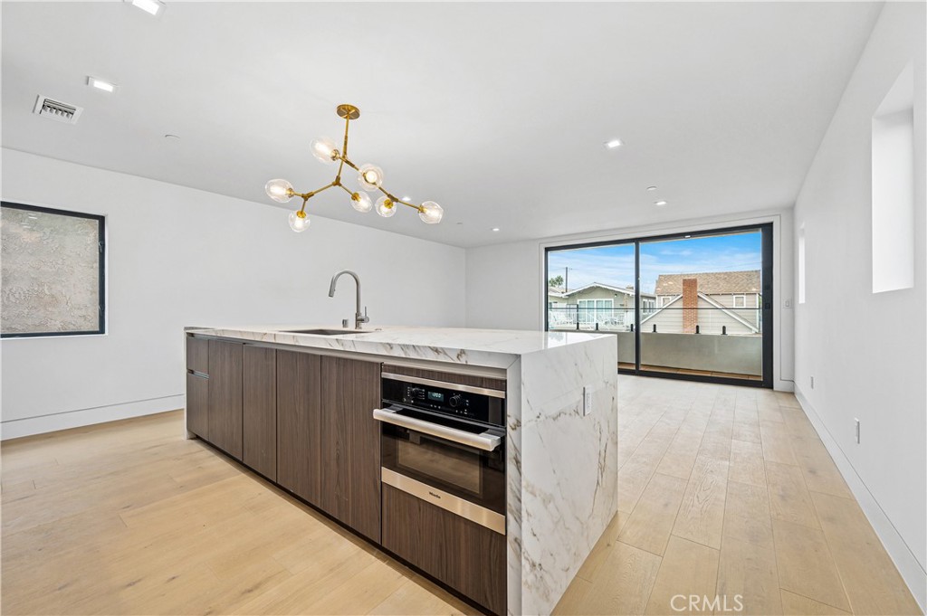 MLS #NP25271648 image #6