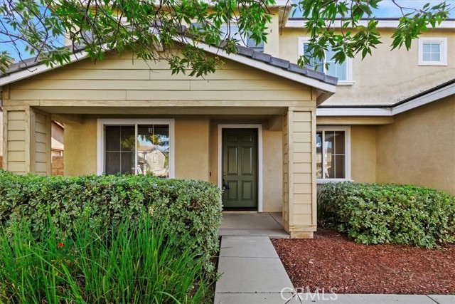 Detail Gallery Image 8 of 50 For 21567 Coral Rock Ln, Wildomar,  CA 92595 - 5 Beds | 3 Baths