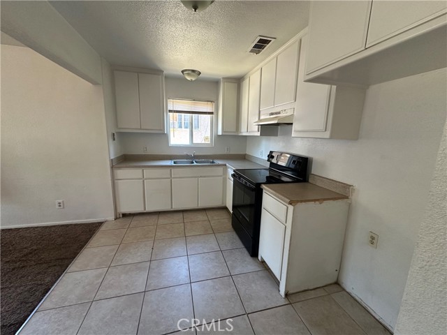 2789 Spencer Avenue, Oroville CA: https://media.crmls.org/medias/edfb54e8-47ad-4657-90a6-48a913737732.jpg