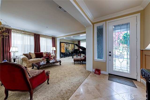 3884 Whistle Train Road, Brea CA: https://media.crmls.org/medias/edfb591a-d8b4-439b-8100-b9572784242e.jpg
