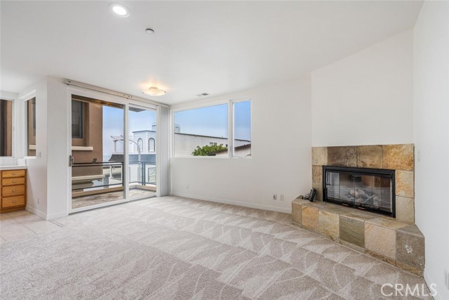 221 17th, Manhattan Beach, California 90266, 5 Bedrooms Bedrooms, ,6 BathroomsBathrooms,Residential,For Sale,17th,SR26091960