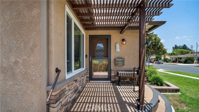 5215 E Monlaco Road, Long Beach CA: https://media.crmls.org/medias/edfe2763-5056-45aa-8a6d-8898a56814c0.jpg