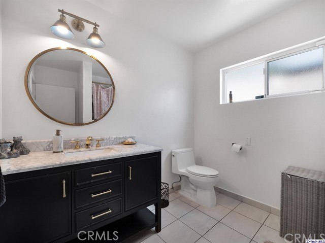 3825 Los Amigos Street, La Crescenta CA: https://media.crmls.org/medias/edfefa42-ef7b-42cb-adbd-b71a9d3d0259.jpg