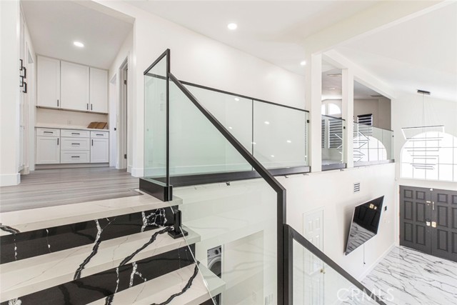 20128 Cavern Court, Saugus CA: https://media.crmls.org/medias/edff306c-35be-4f3c-9012-b6eb02e9bb12.jpg