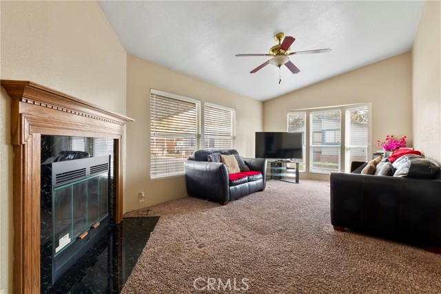 Detail Gallery Image 9 of 25 For 4080 Pedley Rd #42,  Jurupa Valley,  CA 92509 - 3 Beds | 2 Baths