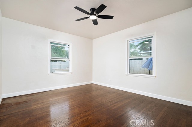 501 E 5th Street, Ontario CA: https://media.crmls.org/medias/edffd40d-7e8f-43aa-a113-b91b9f0307cd.jpg