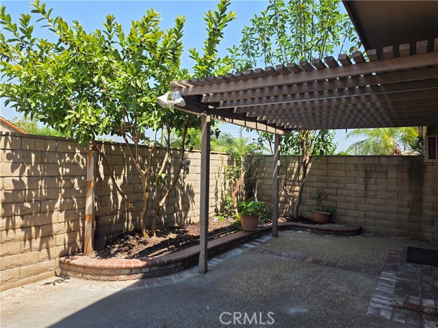 10626 Braeswood Way, Stanton CA: https://media.crmls.org/medias/ee003b87-8a70-4bc0-aa3f-c42e24f0fd46.jpg