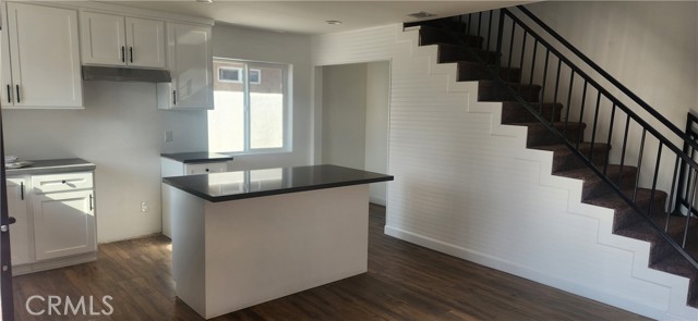 1407 W 59th W Place
