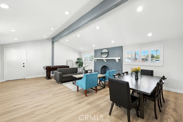 15605 Kervin Avenue, Paramount CA: https://media.crmls.org/medias/ee00e262-65c0-4a21-b1ba-ea5eeb985381.jpg