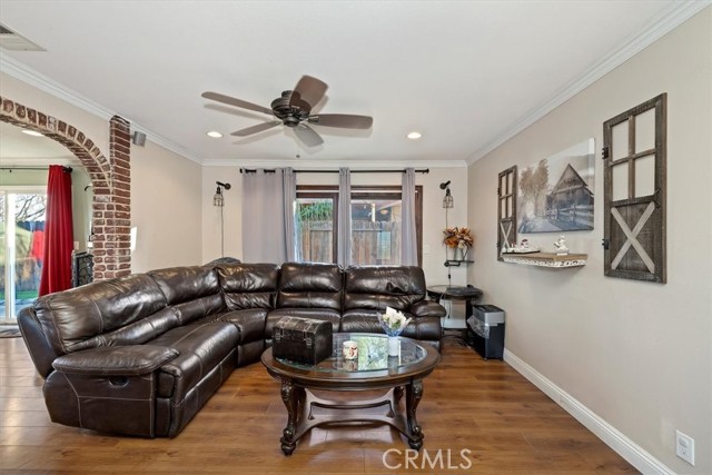 Detail Gallery Image 22 of 56 For 14119 El Mesa, Riverside,  CA 92503 - 3 Beds | 2/1 Baths