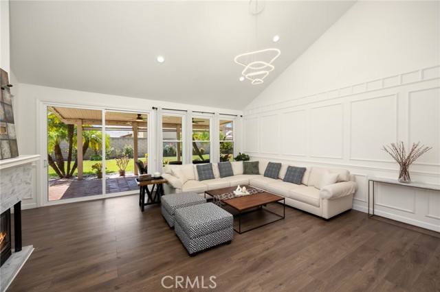 5914 Johnston Place, Rancho Cucamonga CA: https://media.crmls.org/medias/ee014988-bfe3-4248-8dde-1b753cb8f288.jpg