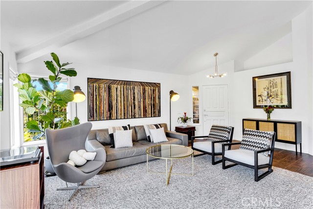 27237 Via Capri, San Juan Capistrano CA: https://media.crmls.org/medias/ee01566f-ef66-4c38-b22f-eca75cbb3db2.jpg