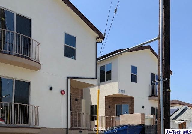 Detail Gallery Image 2 of 20 For 9951 Marcus Ave #103,  Tujunga,  CA 91042 - 3 Beds | 2 Baths