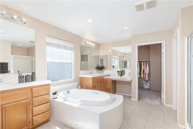 34106 San Sebastian Avenue, Murrieta CA: https://media.crmls.org/medias/ee01c73f-5c57-49d9-8042-aff5f393c7e2.jpg