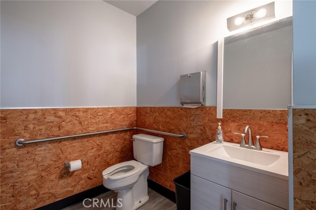 Image 11 of 50 For 22809 Lockness Avenue
