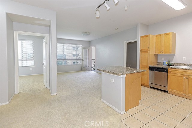 100 S Alameda Street, Los Angeles CA: https://media.crmls.org/medias/ee022836-68b8-4f4c-af22-3da0cc47891d.jpg
