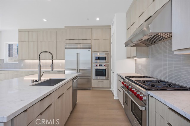 169 Creation, Irvine CA: https://media.crmls.org/medias/ee024dcf-18c1-4865-932b-4570d9614d94.jpg