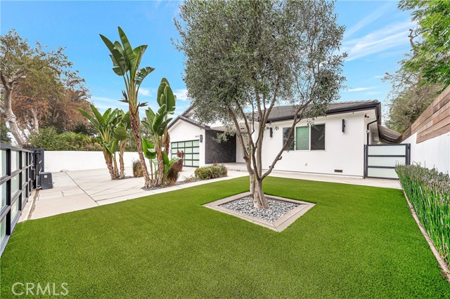 5622 Katherine, Sherman Oaks CA: https://media.crmls.org/medias/ee02e4b8-52cd-4fdd-a8cf-ef3db36a6d63.jpg