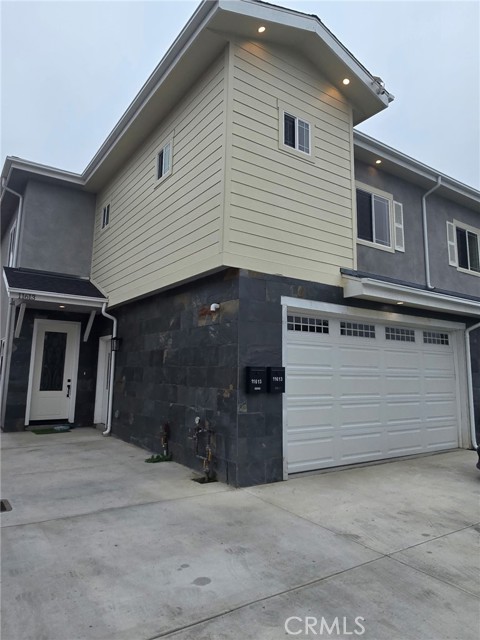 Front Image Thumbnail for CRDW26037015