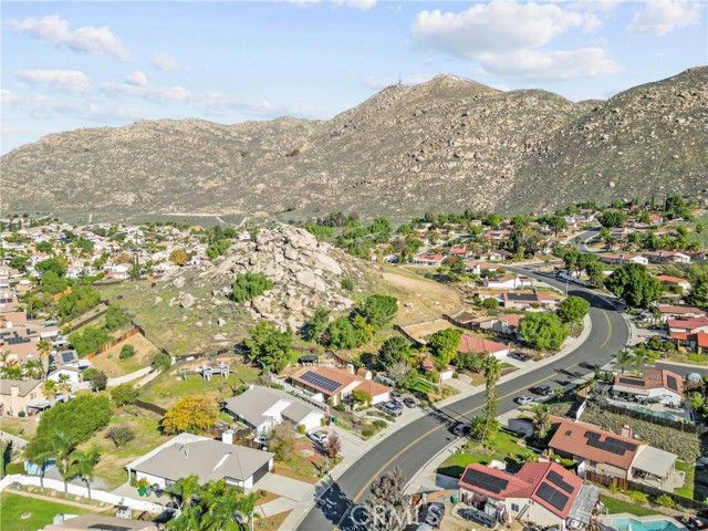 Detail Gallery Image 42 of 45 For 21931 Winding, Moreno Valley,  CA 92557 - 3 Beds | 2 Baths