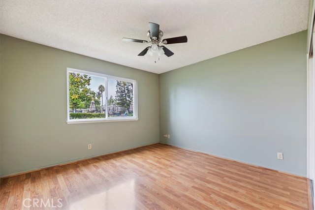 Detail Gallery Image 14 of 26 For 3676 Bartlett Ave., Oceanside,  CA 92057 - 2 Beds | 2 Baths