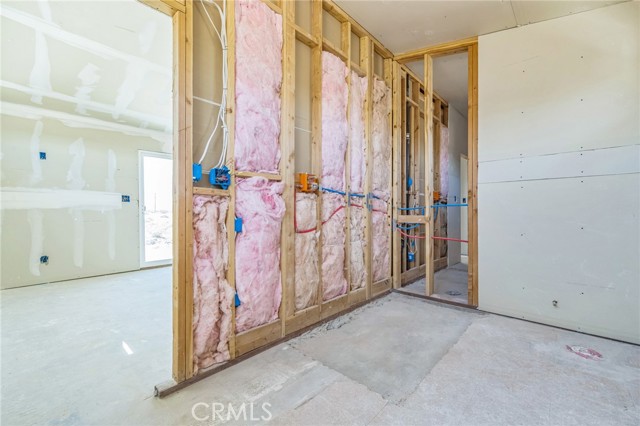 64515 Del Oro Road, Joshua Tree CA: https://media.crmls.org/medias/ee0386aa-f5ea-4954-88f5-9fc0d234ae88.jpg
