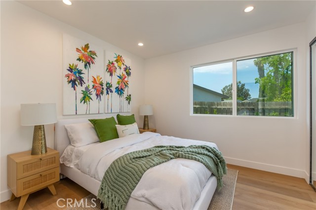 876 Ballina Court, Newbury Park CA: https://media.crmls.org/medias/ee04c119-8b9e-458b-91b9-d1e9ea0acd17.jpg