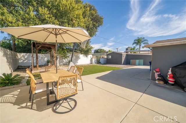 Detail Gallery Image 33 of 41 For 943 E Yale St, Ontario,  CA 91764 - 4 Beds | 2 Baths