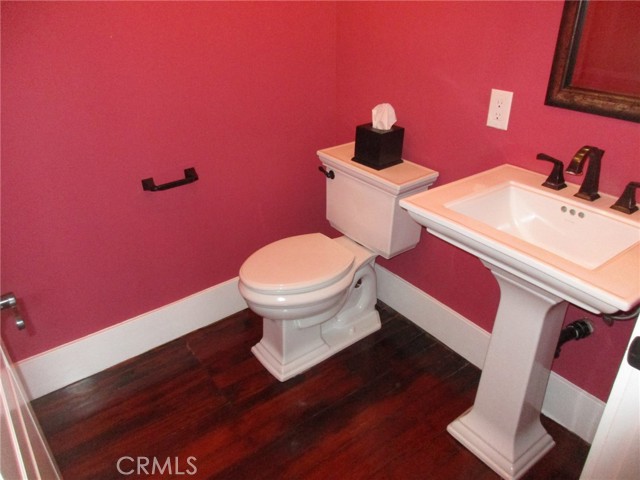 Detail Gallery Image 14 of 33 For 3275 Lime, Riverside,  CA 92501 - 4 Beds | 2/1 Baths