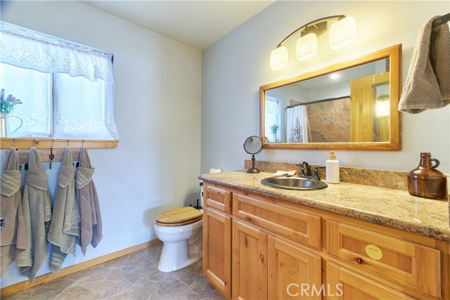 Detail Gallery Image 26 of 53 For 448 Edgemoor Rd, Big Bear Lake,  CA 92315 - 7 Beds | 4/1 Baths