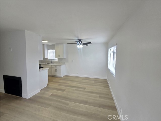 16701 Sims Lane, Huntington Beach CA: https://media.crmls.org/medias/ee05cd55-3ea3-4803-bc16-e797294d9536.jpg
