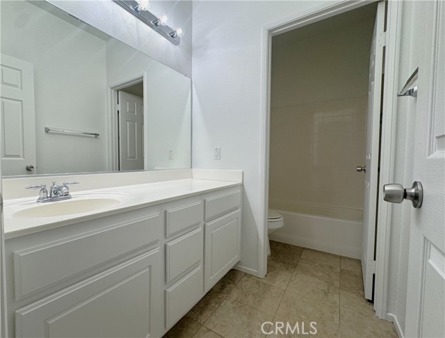 Detail Gallery Image 12 of 28 For 33793 Salvia Ln, Murrieta,  CA 92563 - 3 Beds | 3 Baths