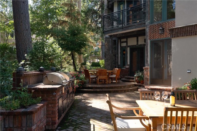 27465 Meadow Bay Drive, Lake Arrowhead, CA 92352